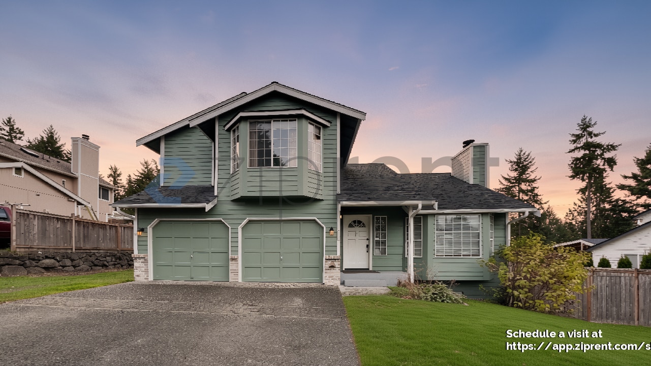 20102 106 St Ct E in Sumner, WA - Building Photo