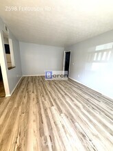 2598 Ferguson Rd in Cincinnati, OH - Building Photo - Building Photo