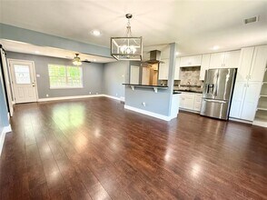 209 Pacific Cir in Richardson, TX - Building Photo - Building Photo