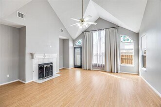 300 Parkhurst Ln in Allen, TX - Building Photo - Building Photo