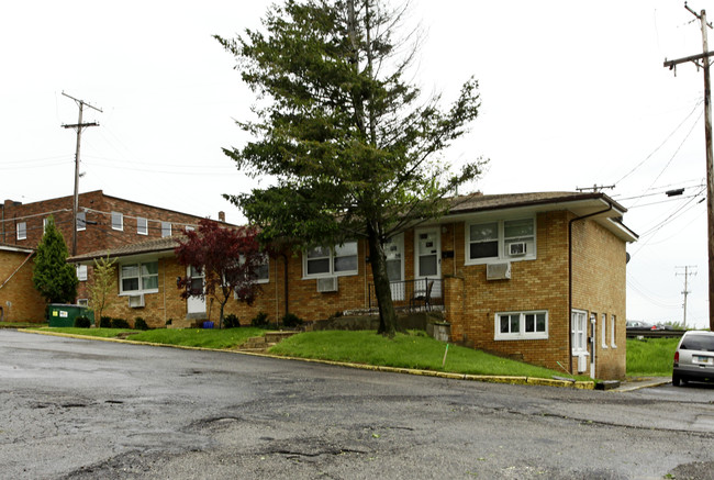 Cardinal MPARK Apartments in Mentor, OH - Building Photo - Building Photo