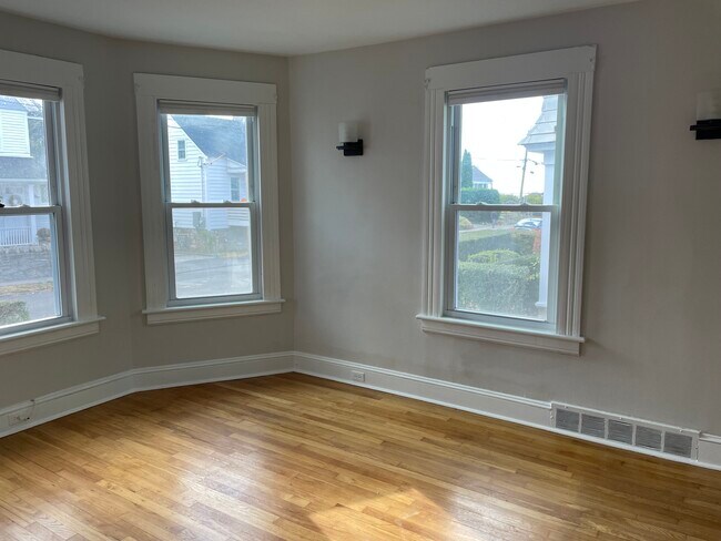 159 Seabright Ave in Bridgeport, CT - Building Photo - Building Photo