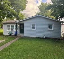 1021 Oak Grove Ave in Marion, OH - Building Photo