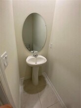 1389 Yellow Finch Dr in Davenport, FL - Building Photo - Building Photo