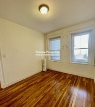 1637 Commonwealth Ave, Unit 2 in Boston, MA - Building Photo - Building Photo