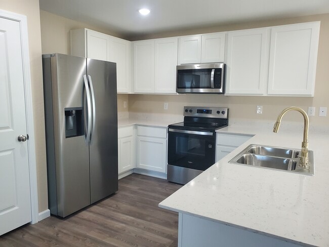 1860 Yance Dr in Wickenburg, AZ - Building Photo - Building Photo