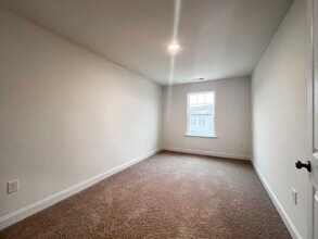 4959 Caddis Bnd in Raleigh, NC - Foto de edificio - Building Photo