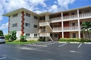 4771 NW 10th Ct in Plantation, FL - Building Photo