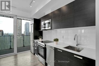 42-2842 Charles St E in Toronto, ON - Building Photo - Building Photo