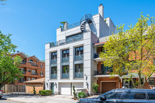 3088 30th St Apartments