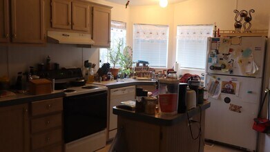 158 E Vía Platino in Huachuca City, AZ - Building Photo - Building Photo