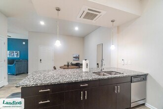 655 W Mallard Creek Church Rd, Unit 04-212 in Charlotte, NC - Building Photo - Building Photo