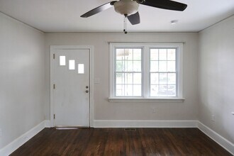 108 Dykeson Ave in Greenville, SC - Building Photo - Building Photo