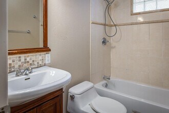 808 E Gutierrez St in Del Rio, TX - Building Photo - Building Photo