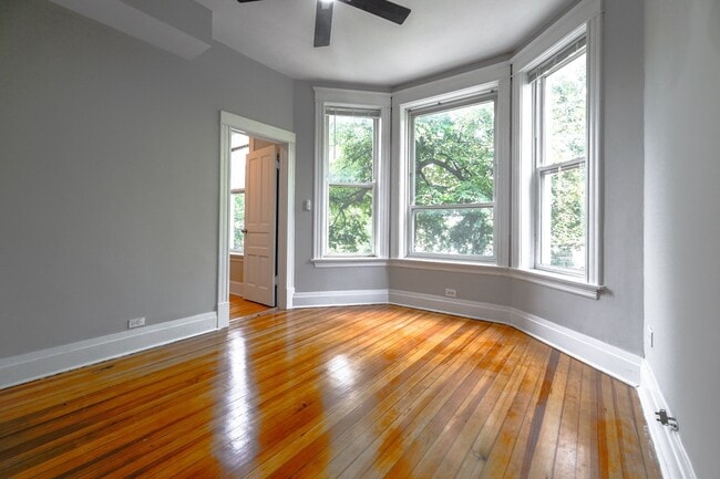 1444 N Maplewood Ave in Chicago, IL - Building Photo - Building Photo