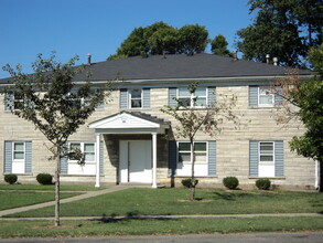 Partridge Pointe Apartments in Louisville, KY - Foto de edificio - Building Photo