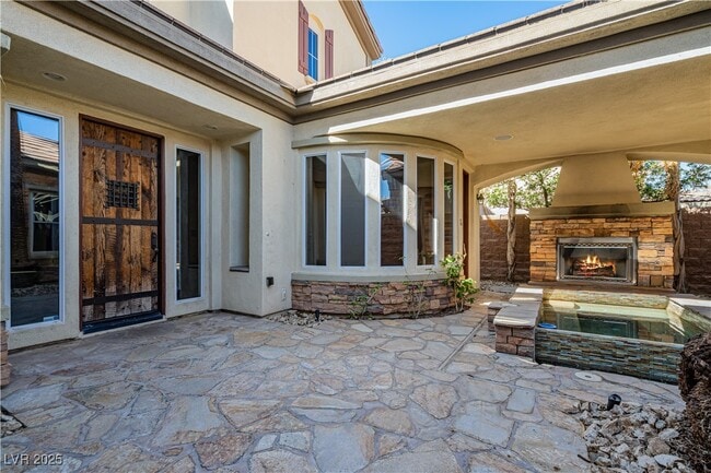 property at 1423 Foothills Village Dr