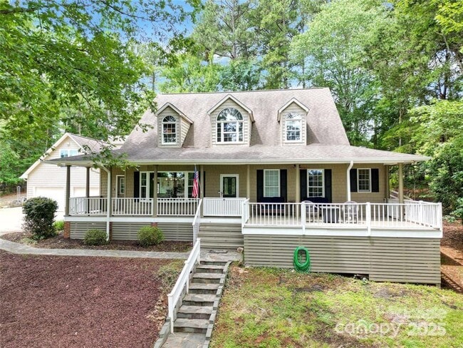 property at 832 Kemp Rd