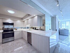 3546 S Ocean Blvd in South Palm Beach, FL - Building Photo - Building Photo