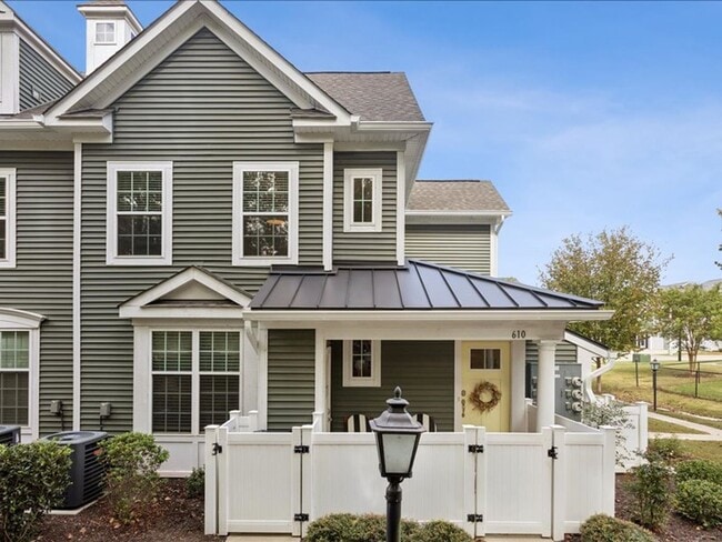 property at 610 Promenade Ln