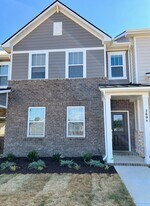 2606 Comanche Ct in Columbia, TN - Building Photo
