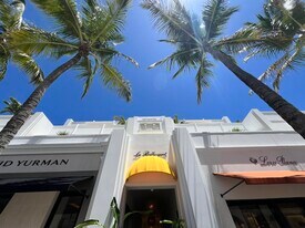 247 Worth Ave in Palm Beach, FL - Building Photo