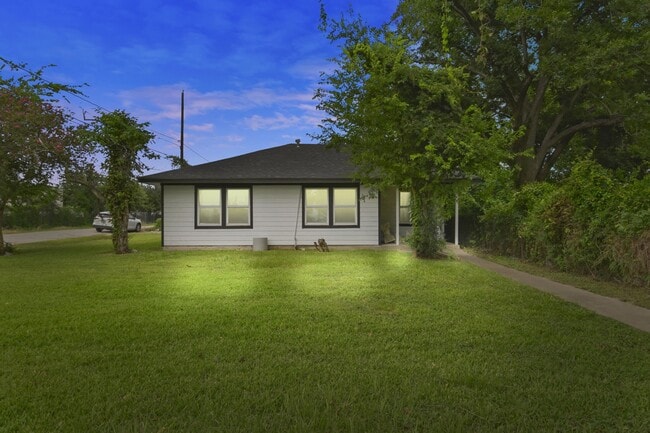 7201 Homestead Rd in Houston, TX - Building Photo - Building Photo