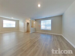 1428 Ashfield Pl in Lebanon, TN - Foto de edificio - Building Photo