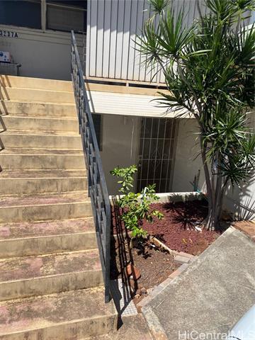 3237 Charles St in Honolulu, HI - Building Photo - Building Photo