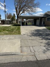 836 E Olive Ave in Moses Lake, WA - Building Photo - Building Photo