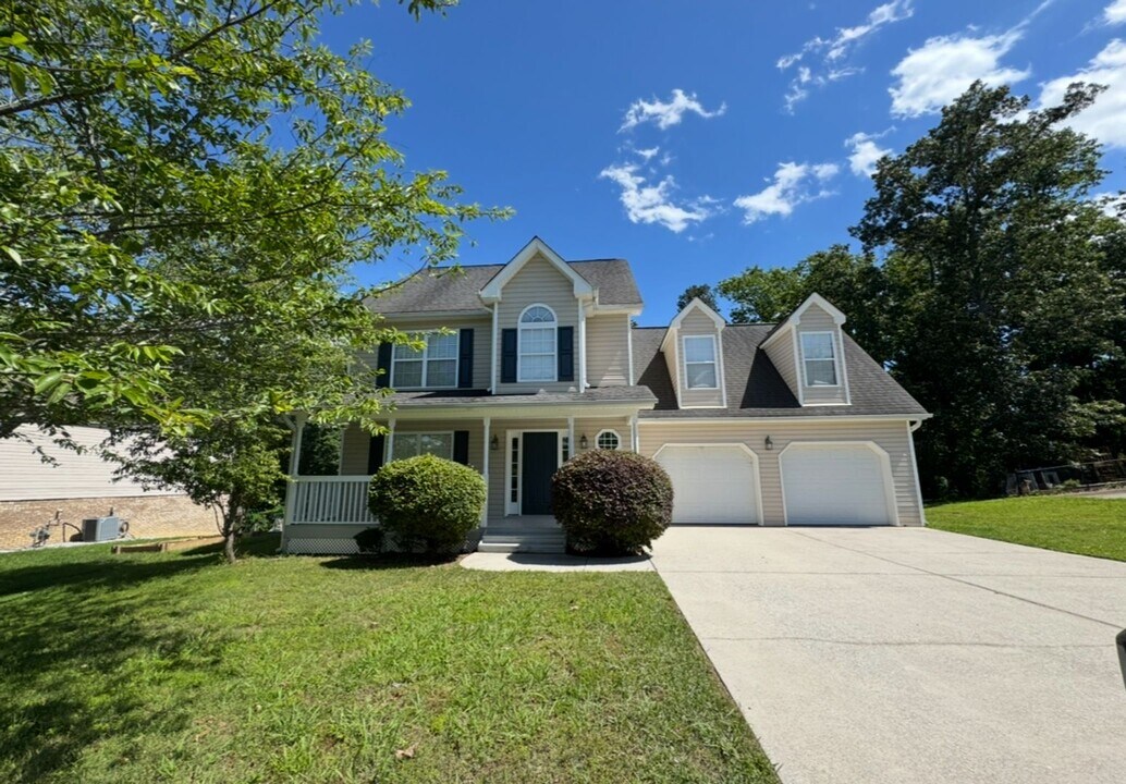 7286 Salmon Ln in Ooltewah, TN - Building Photo