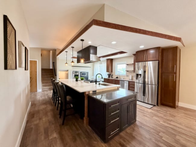 property at 301 W Mangrum Dr