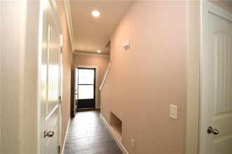 463 Red Robin St in Centerton, AR - Building Photo - Building Photo