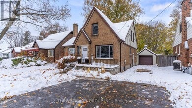 36 Bond St in London, ON - Building Photo - Building Photo