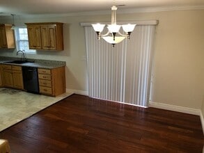 495 Edwards Dr in Holts Summit, MO - Building Photo - Building Photo