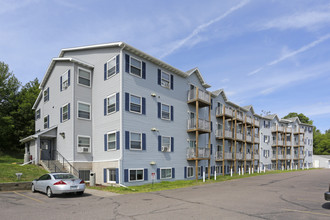 GLEN PLACE APARTMENTS in Duluth, MN - Foto de edificio - Building Photo