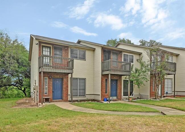 1815 River Crossing Cir in Austin, TX - Building Photo - Building Photo