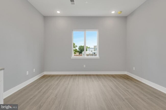 2119 N Front St in Philadelphia, PA - Building Photo - Building Photo