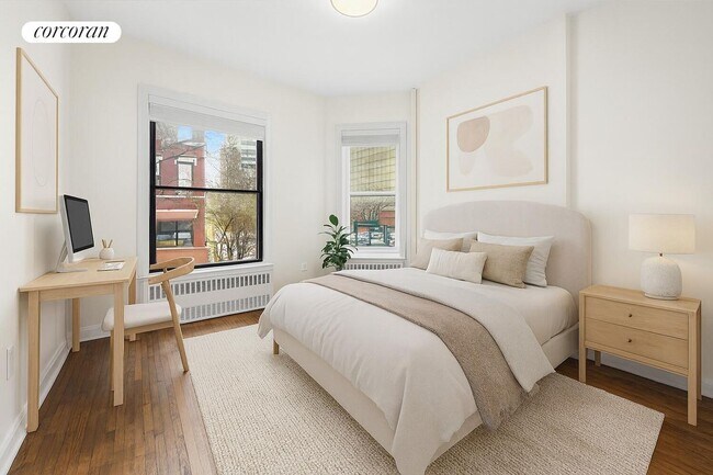 77 W 68th St in New York, NY - Building Photo - Building Photo