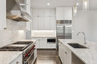 8 Comillas Dr in Westlake, TX - Building Photo - Building Photo