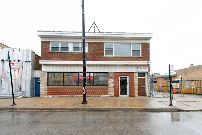 property at 5222 W Belmont Ave