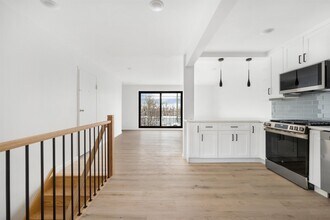 503 Palisade Ave in Union City, NJ - Building Photo - Building Photo