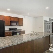 600 7th St NW, Unit 205 in Grand Rapids, MI - Building Photo - Building Photo