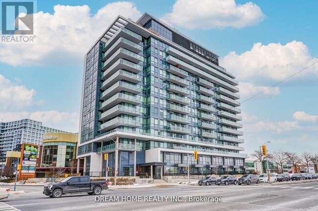 property at 10 De Boers Dr
