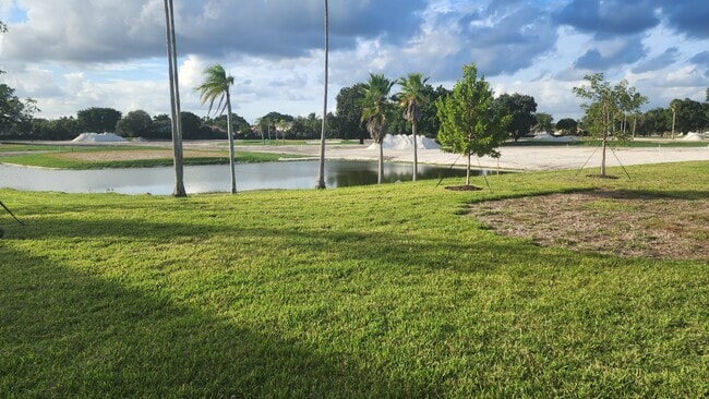 2991 SE 23rd Ave in Homestead, FL - Foto de edificio - Building Photo