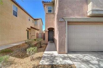 9252 Valley Ranch Ave in Las Vegas, NV - Building Photo - Building Photo