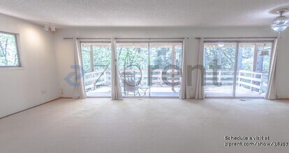 11034 Juanita Ct in Grass Valley, CA - Building Photo - Building Photo