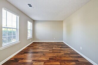 1591 Beech Grove Dr in Hampton, GA - Building Photo - Building Photo