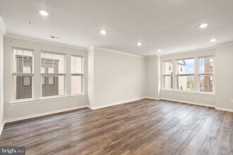 43430 Stonewood Crossing Ter in Ashburn, VA - Building Photo - Building Photo