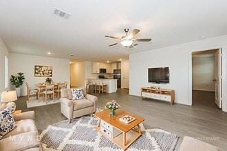 2741 Ctr Crk Ln in Fort Worth, TX - Building Photo - Building Photo